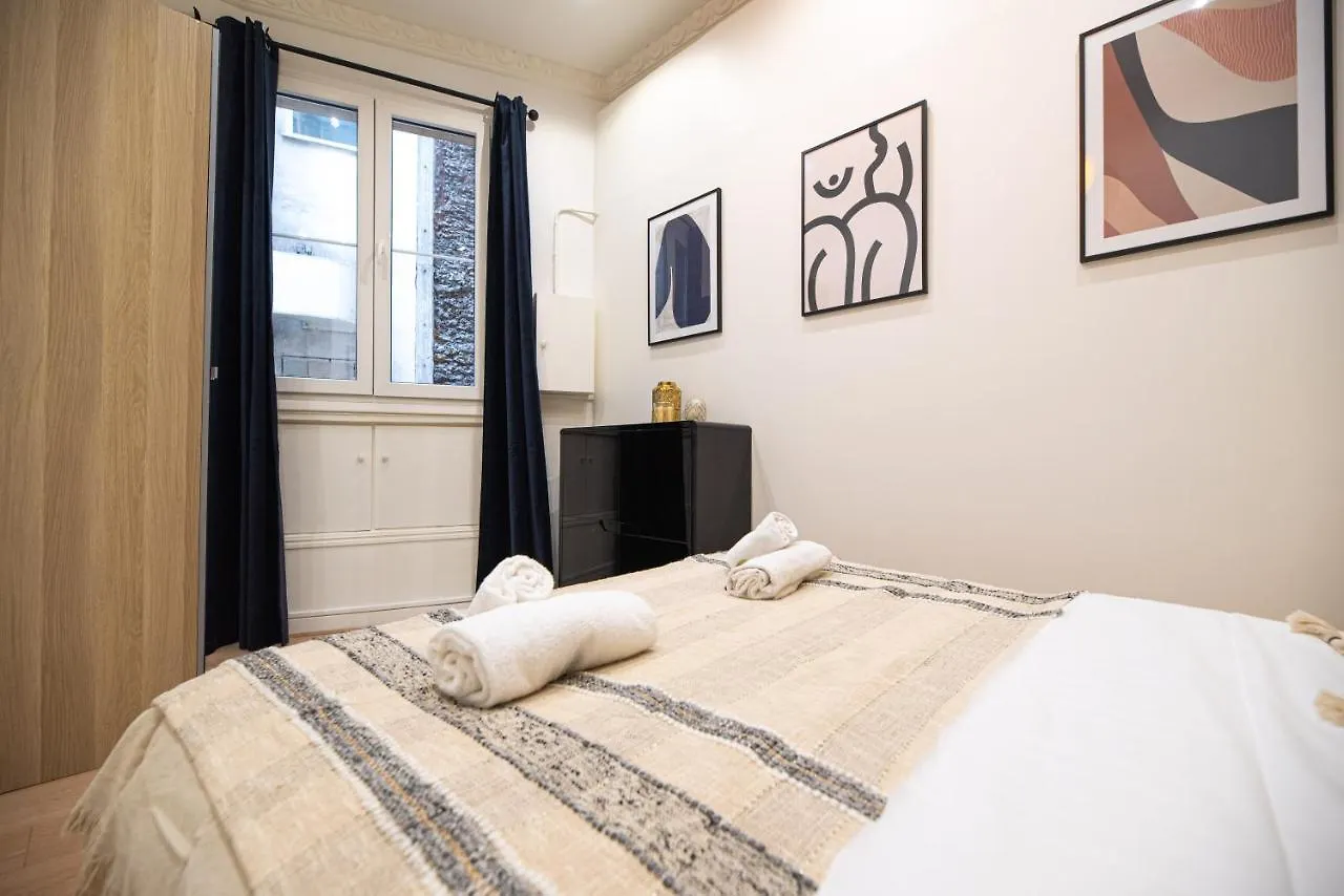 Luxury Loft In Champs Elysees Parijs