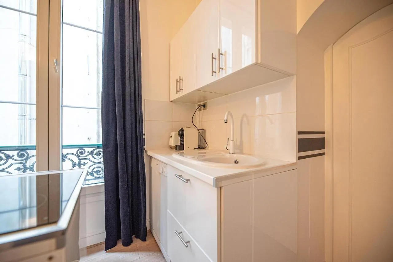 Aparthotel Luxury Loft In Champs Elysees Parijs
