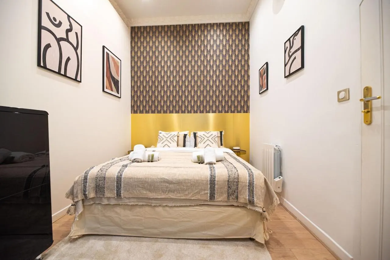 Luxury Loft In Champs Elysees Parijs
