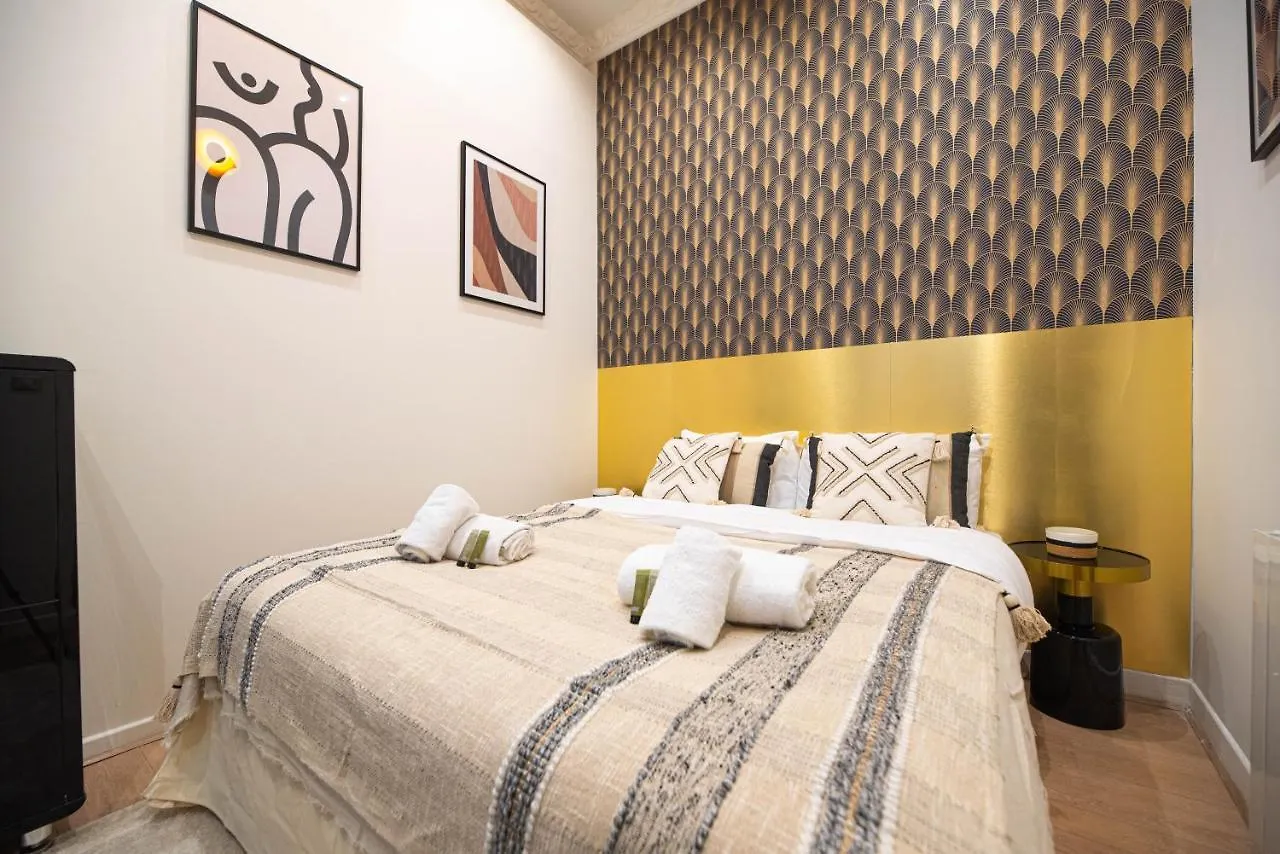 Luxury Loft In Champs Elysees Parijs Frankrijk